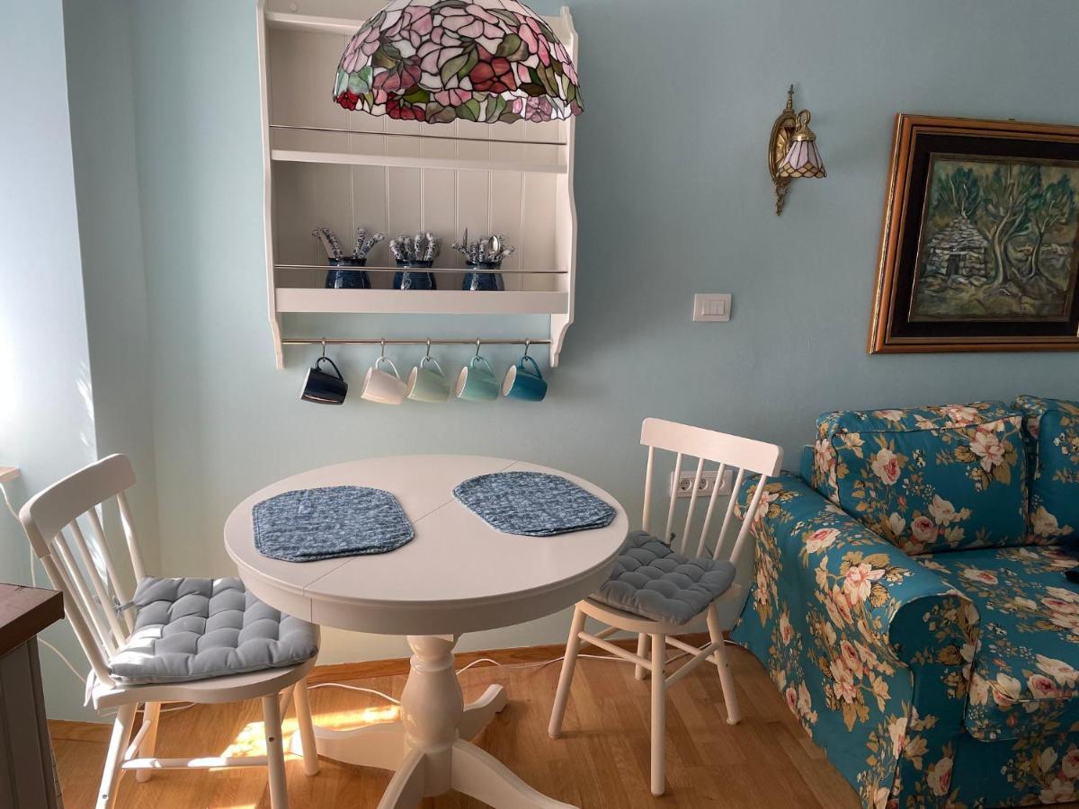 Studio Apartment Sweet Dreams Rovigno Esterno foto